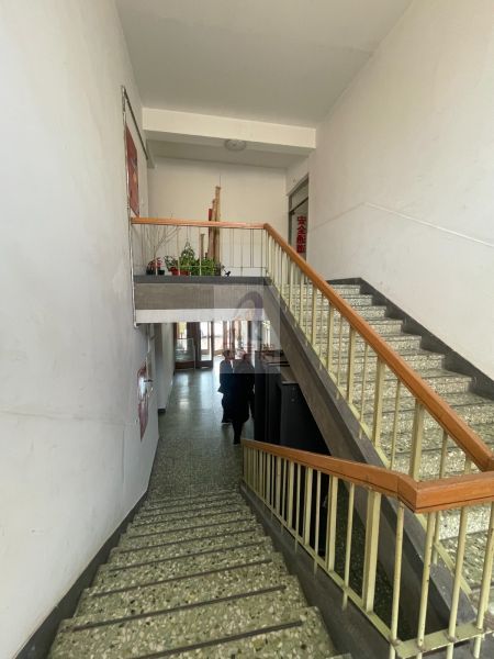 花乡丰葆路158号世界公园综合楼办公区